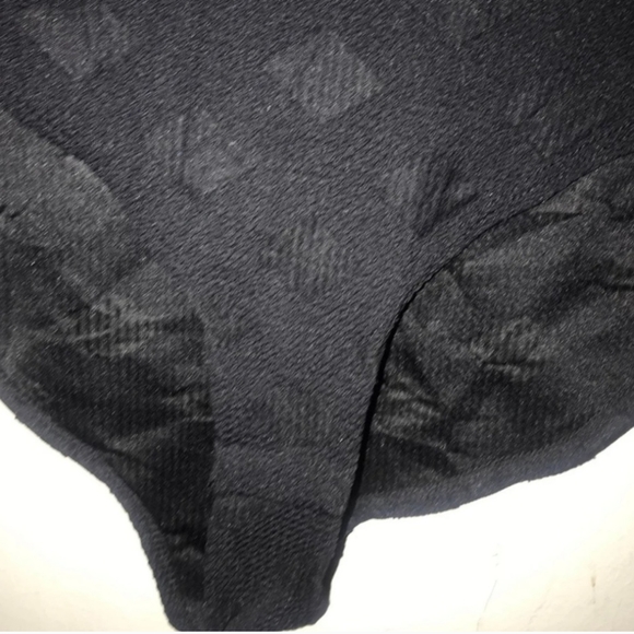 Fashion Nova Bodysuit Black Mesh Edges That Scratch SZ 1X Women Diamond Pattern - Picture 6 of 8